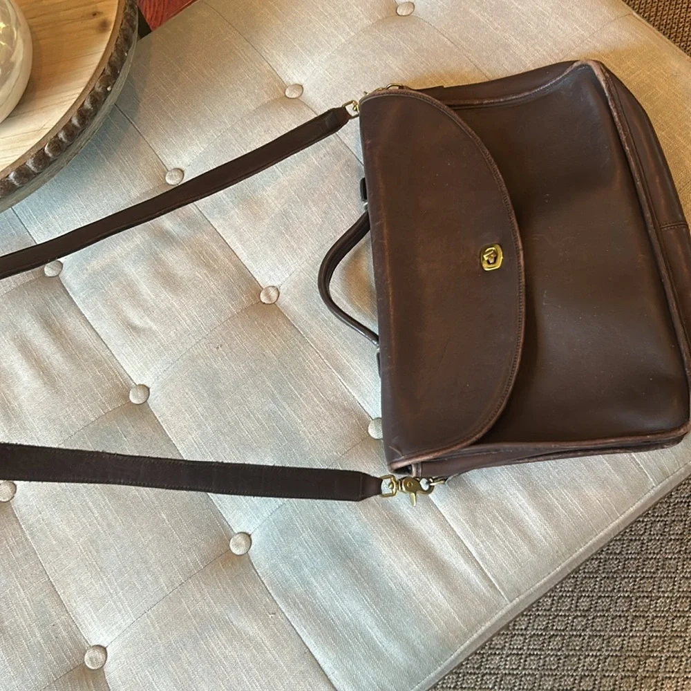 Classic Brown Leather Men's Bag